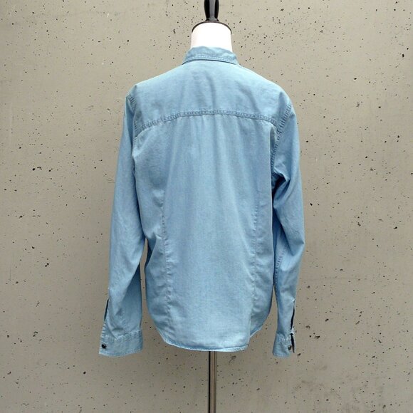 LIZ CLAIBORNE blue chambray / denim button-up shirt, medium, Philippines - Picture 4 of 8